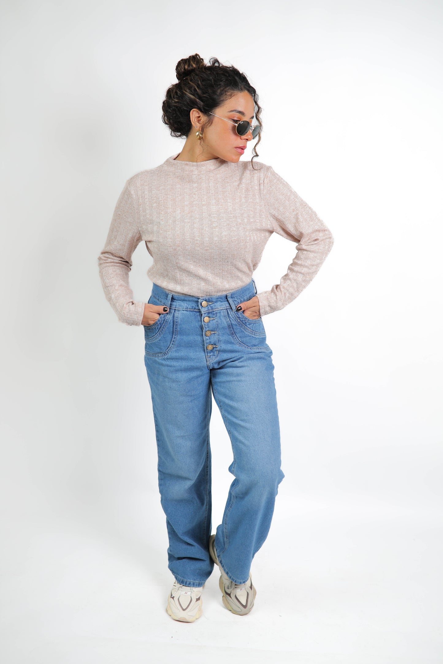 Women’s Straight Leg Jeans