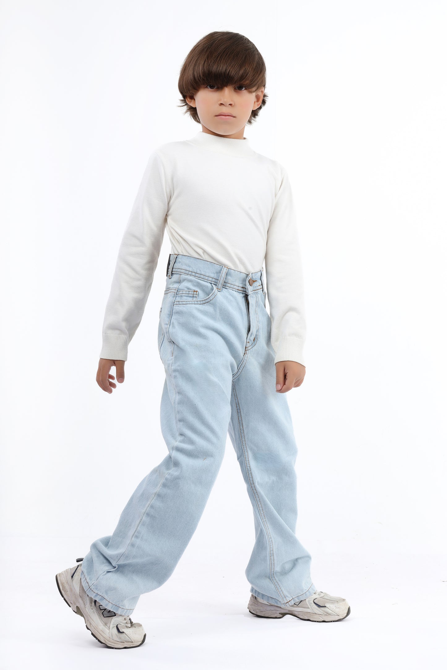 "Boys' regular fit