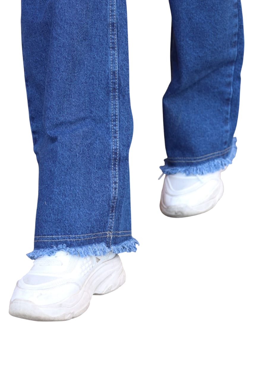 Women's Straight-Leg Jeans