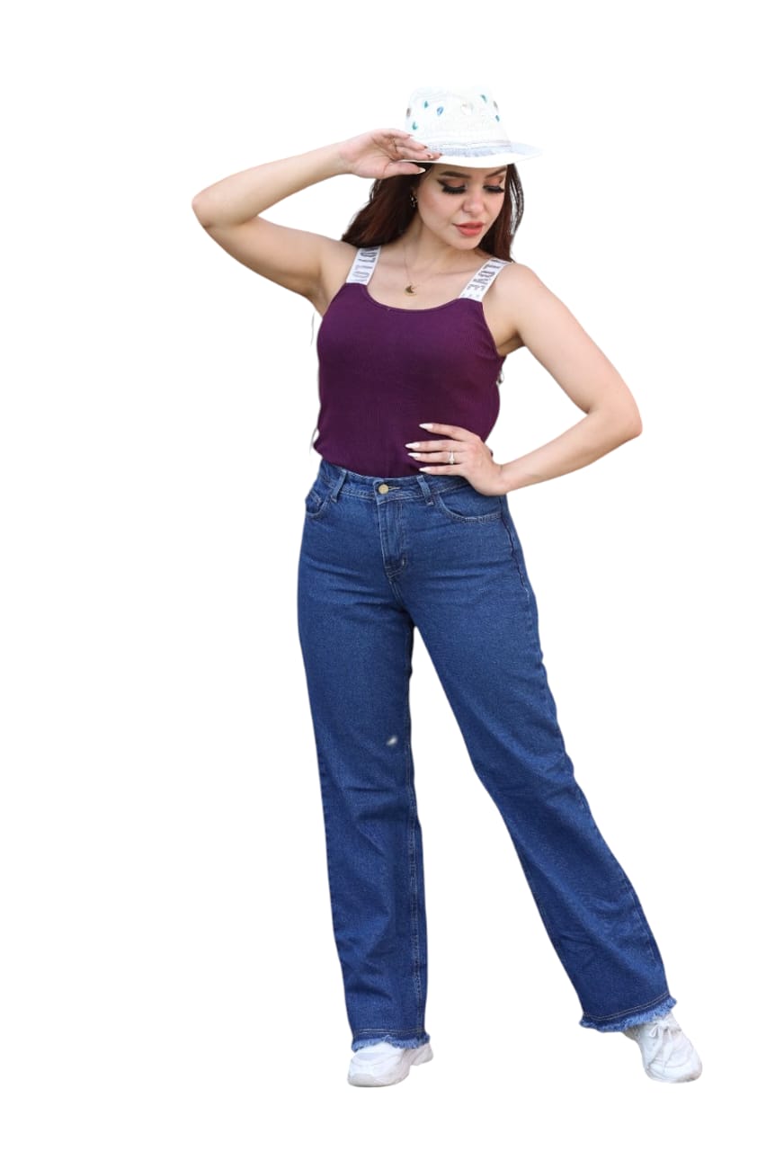 Women's Straight-Leg Jeans