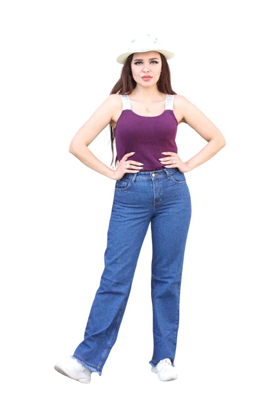 Women's Straight-Leg Jeans