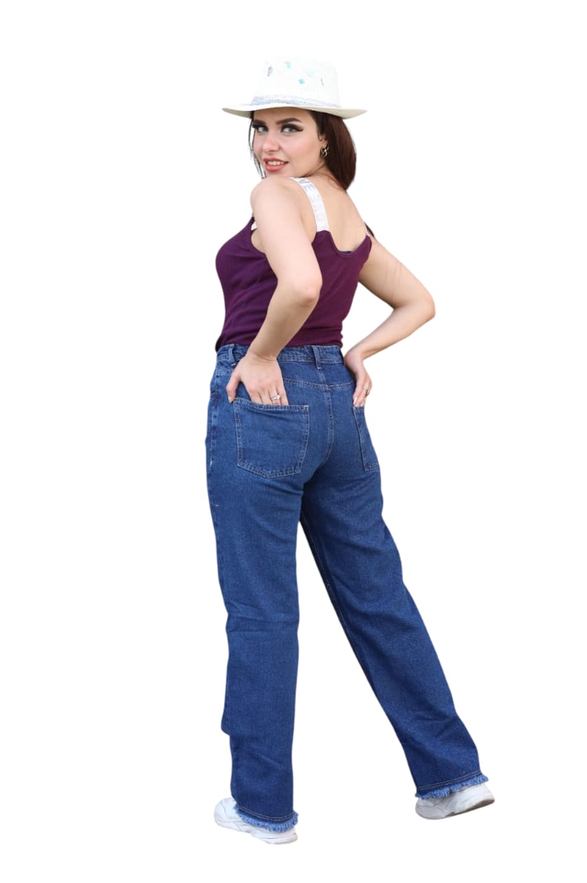 Women's Straight-Leg Jeans