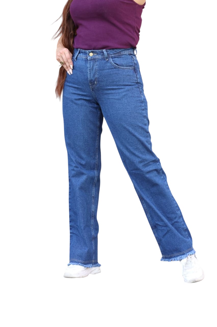 Women's Straight-Leg Jeans