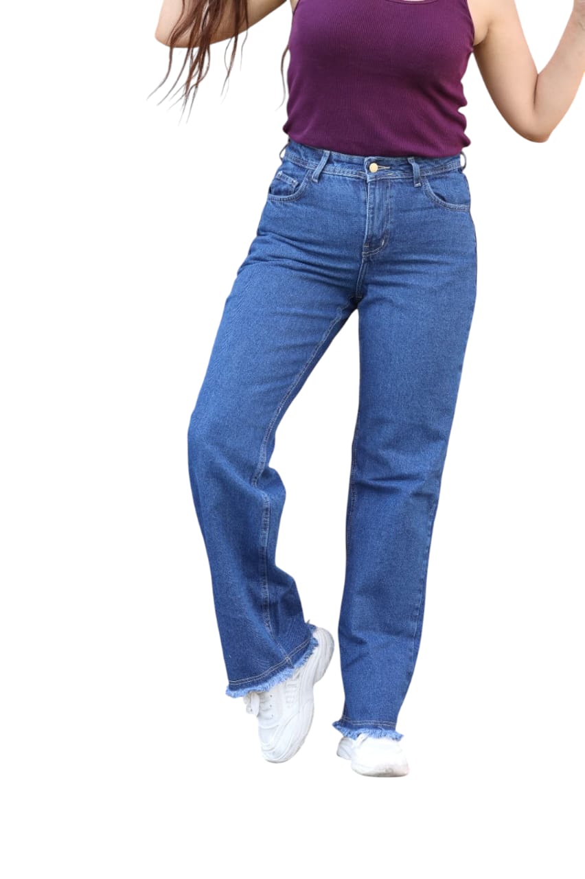 Women's Straight-Leg Jeans