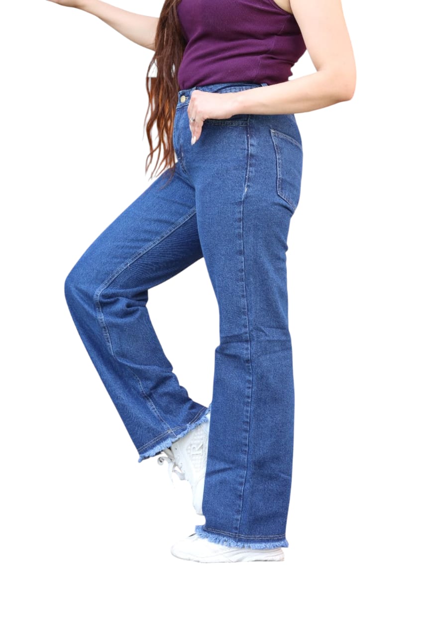 Women's Straight-Leg Jeans