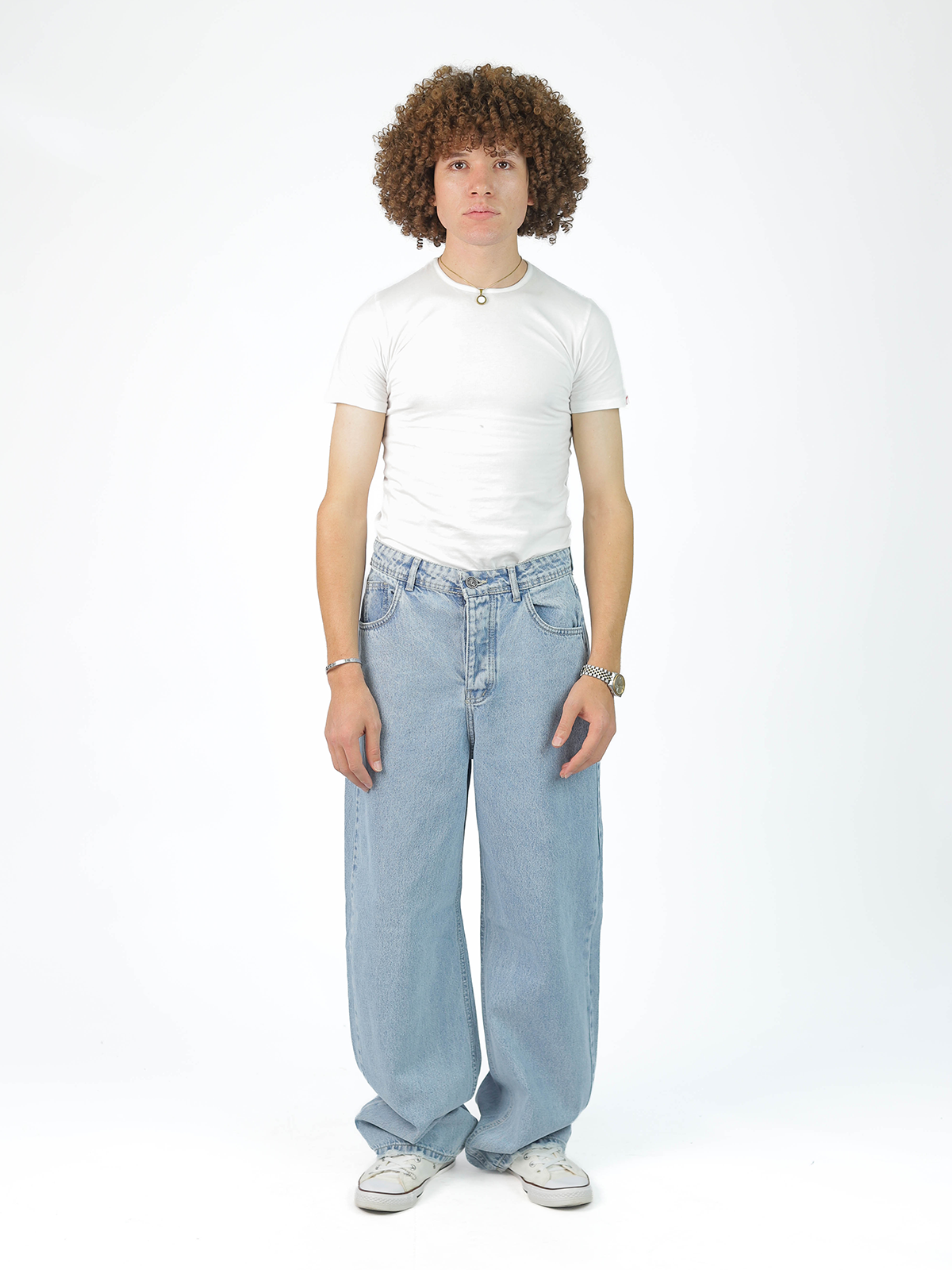 Men’s Wide-Leg Jeans