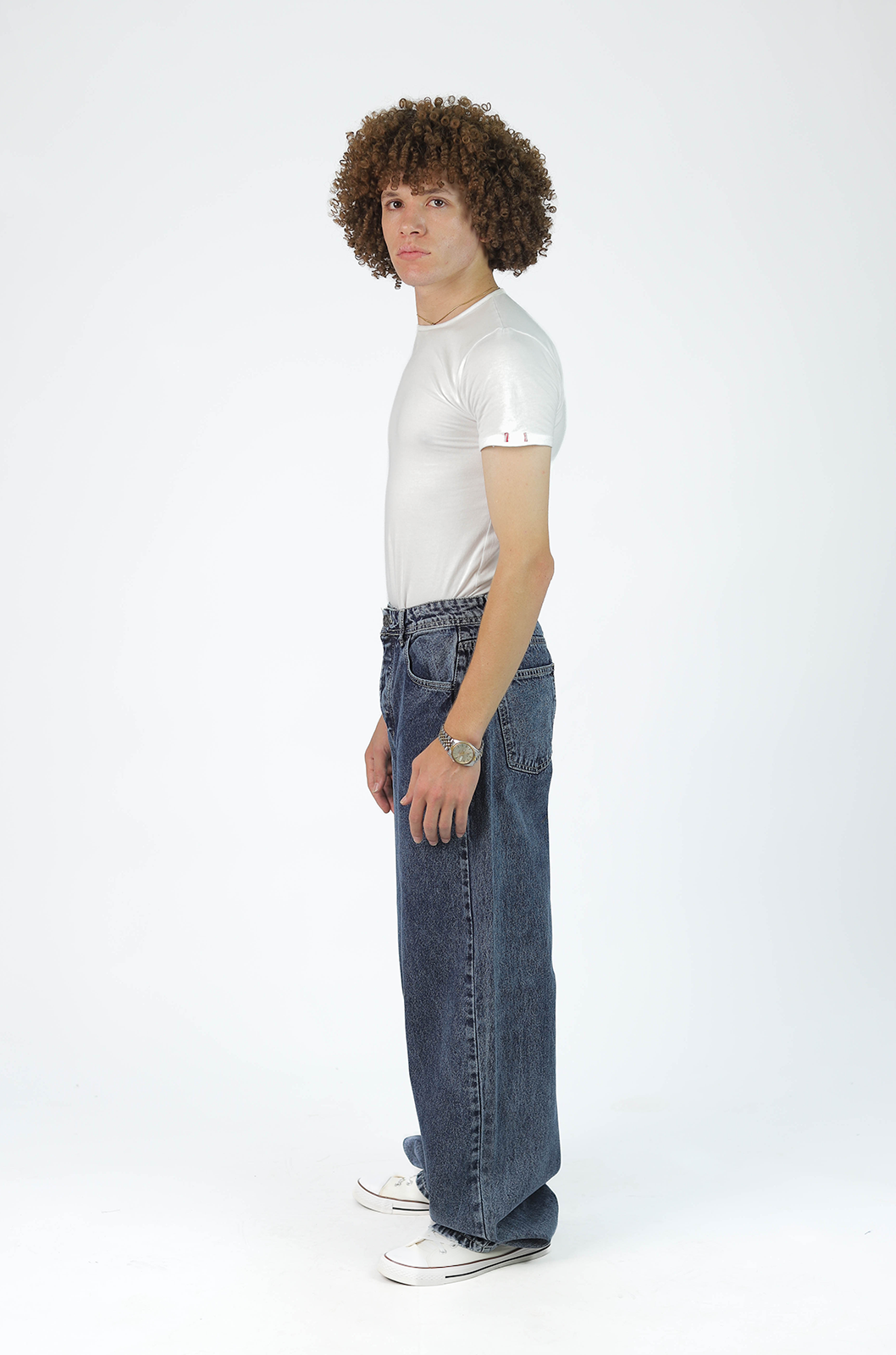 Men’s Wide-Leg Jeans