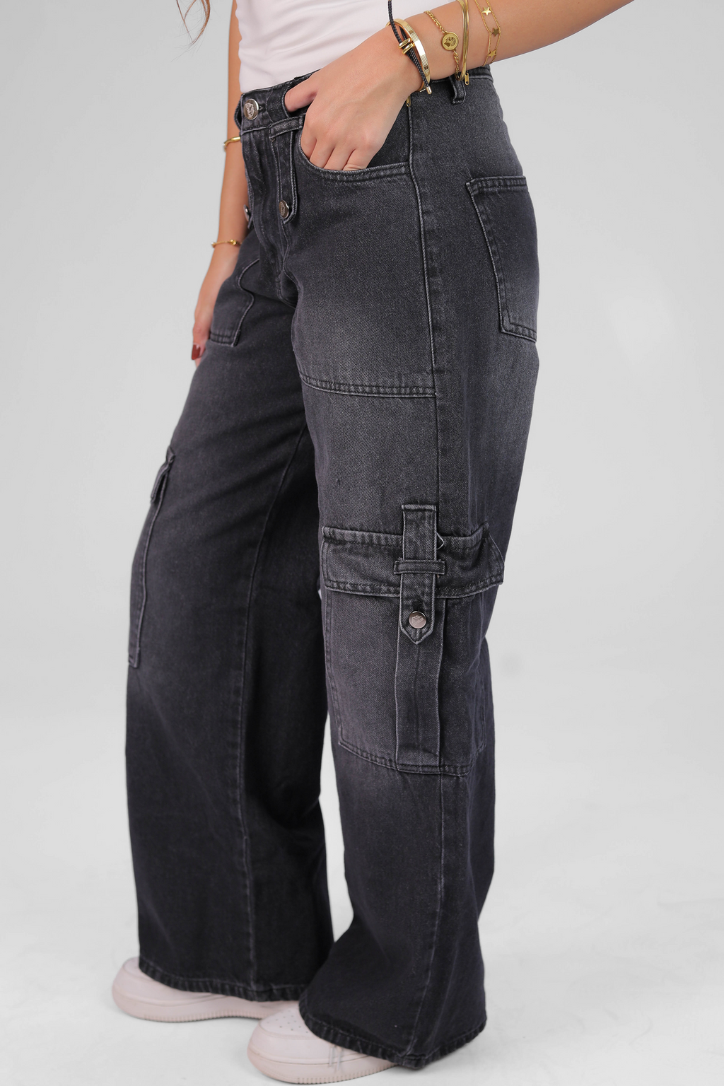 Women's Wide-Leg Jeans