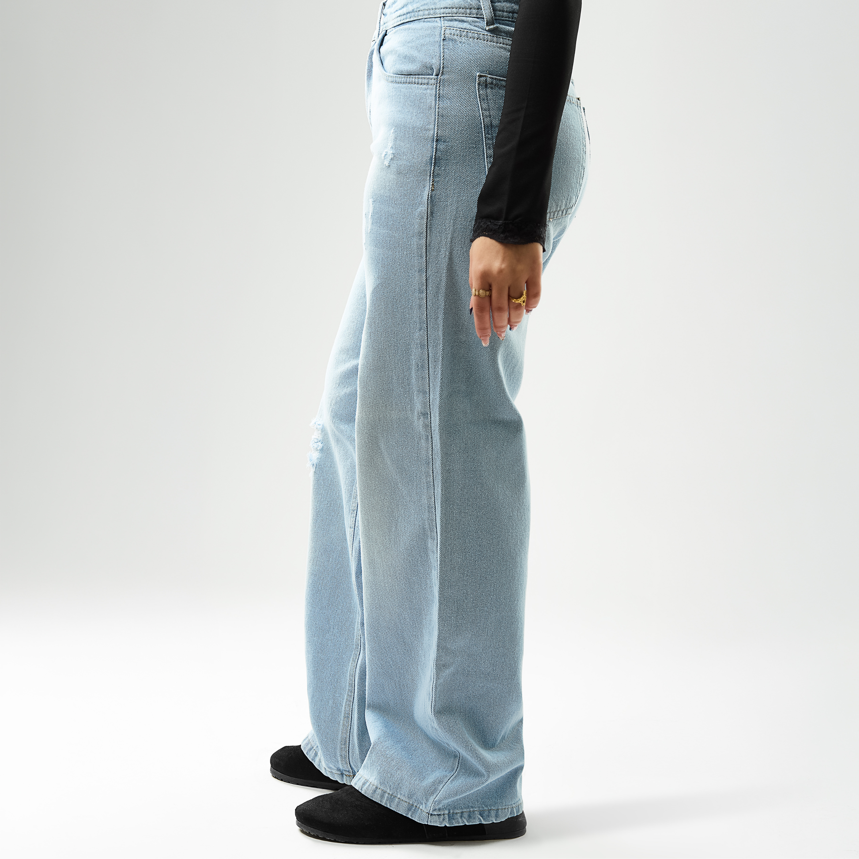 Women’s Wide-Leg Jeans
