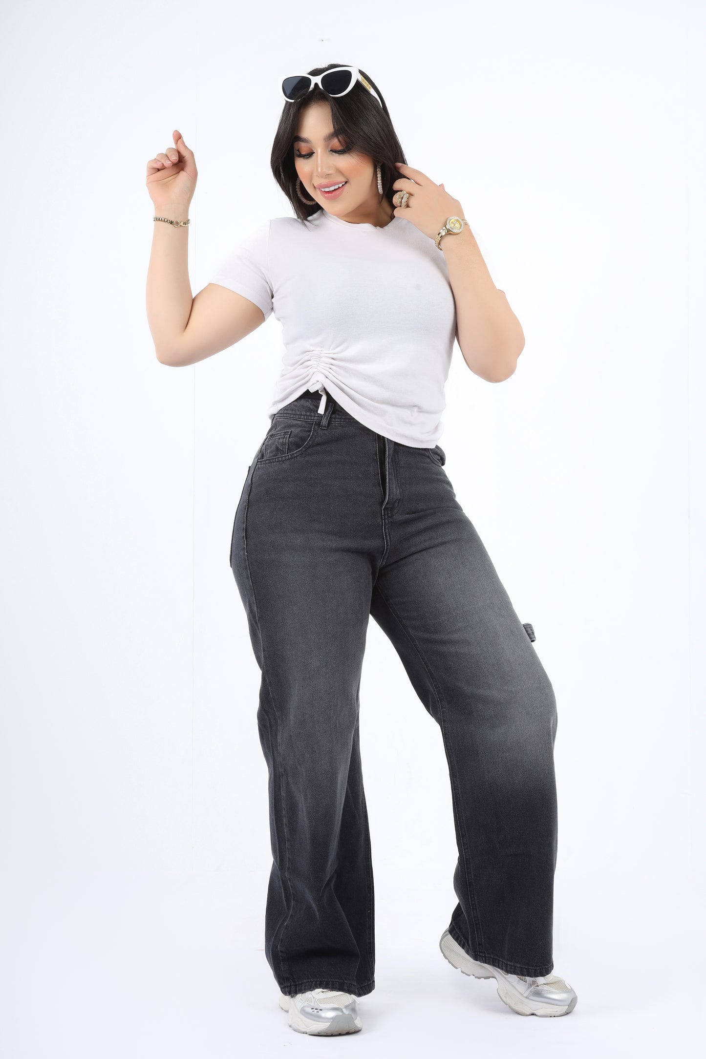 Women’s Wide-Leg Jeans