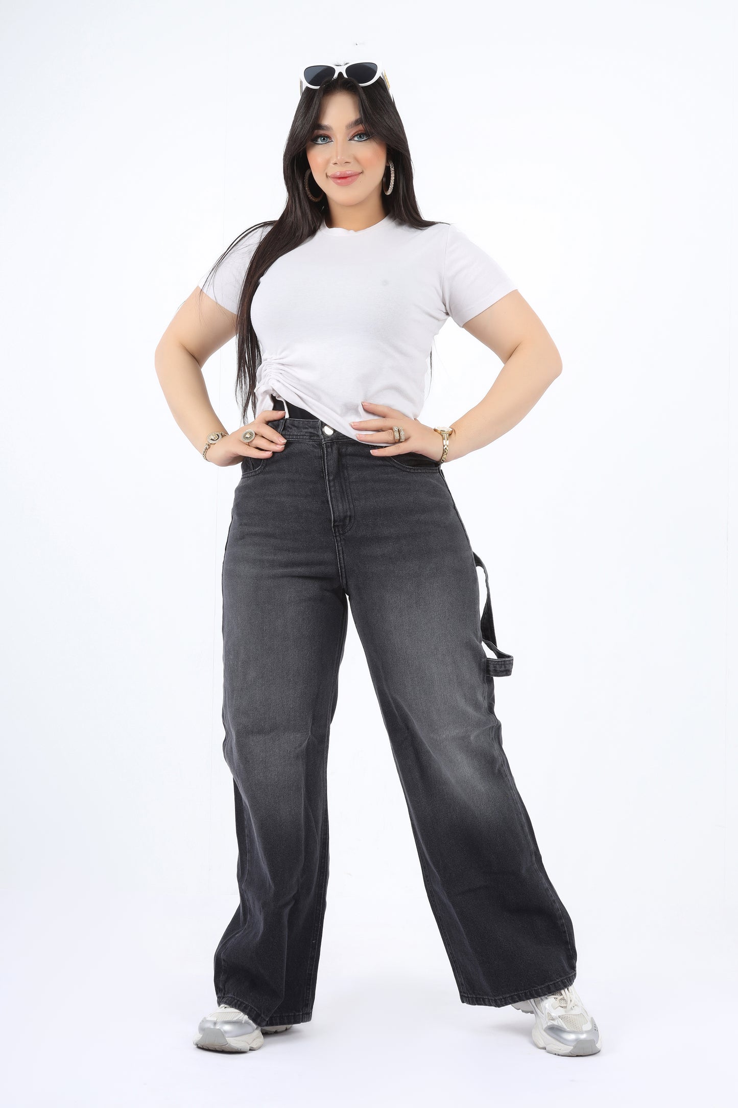 Women’s Wide-Leg Jeans