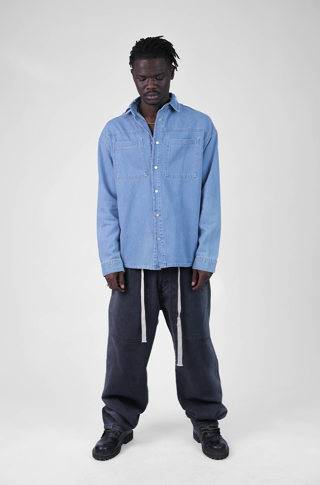 Men's Wide-Leg Jeans