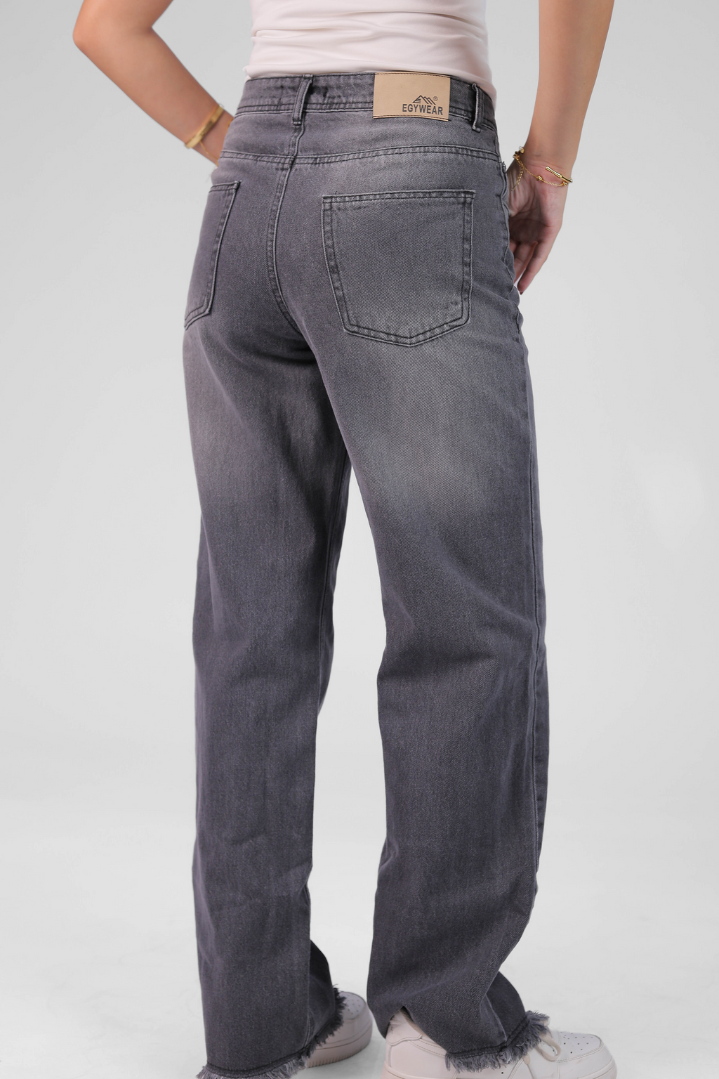 Women's Straight-Leg Jeans