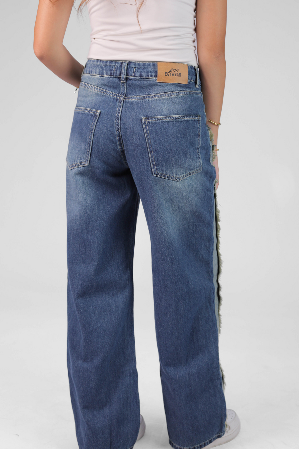 Women's Wide-Leg Jeans