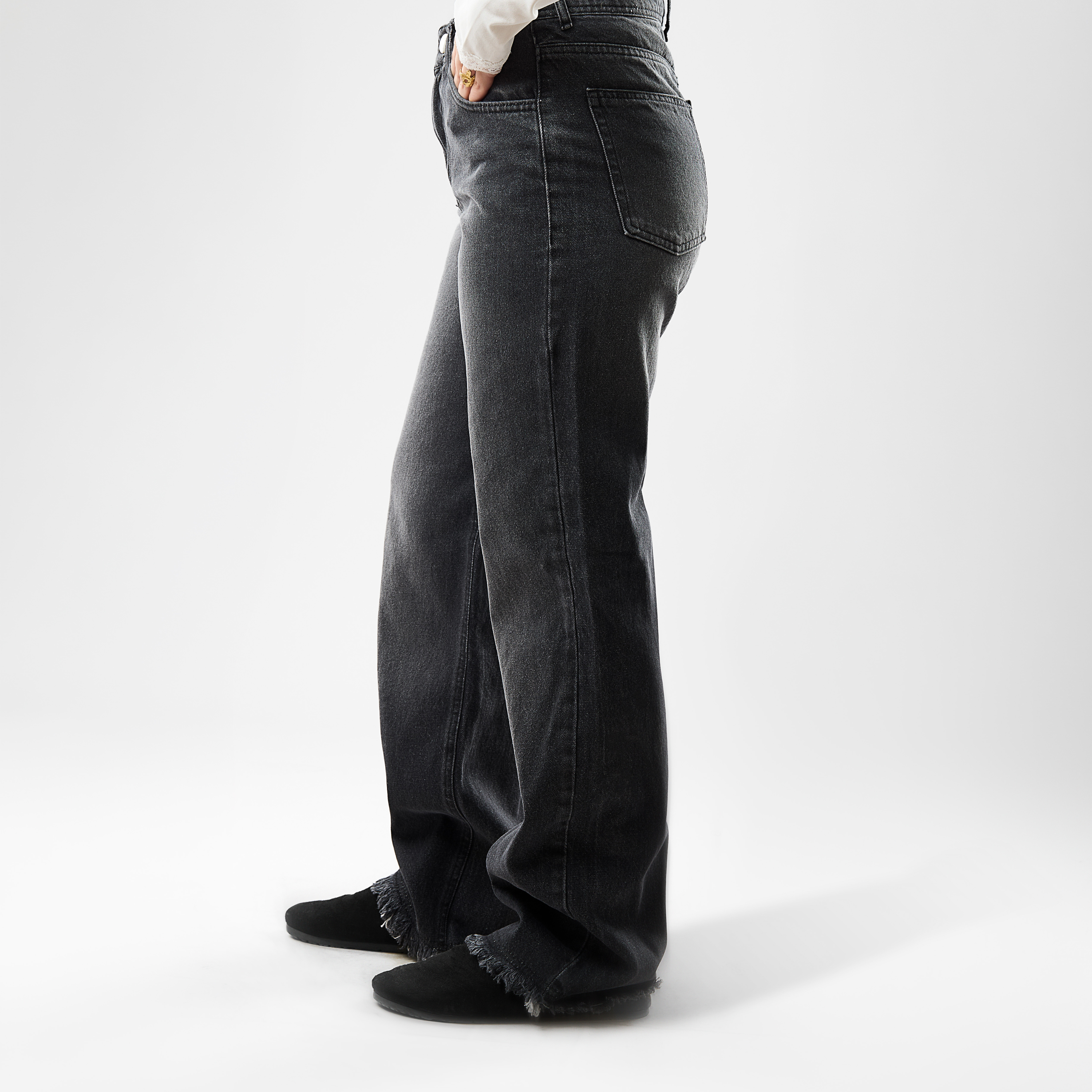 Women's Straight-Leg Jeans