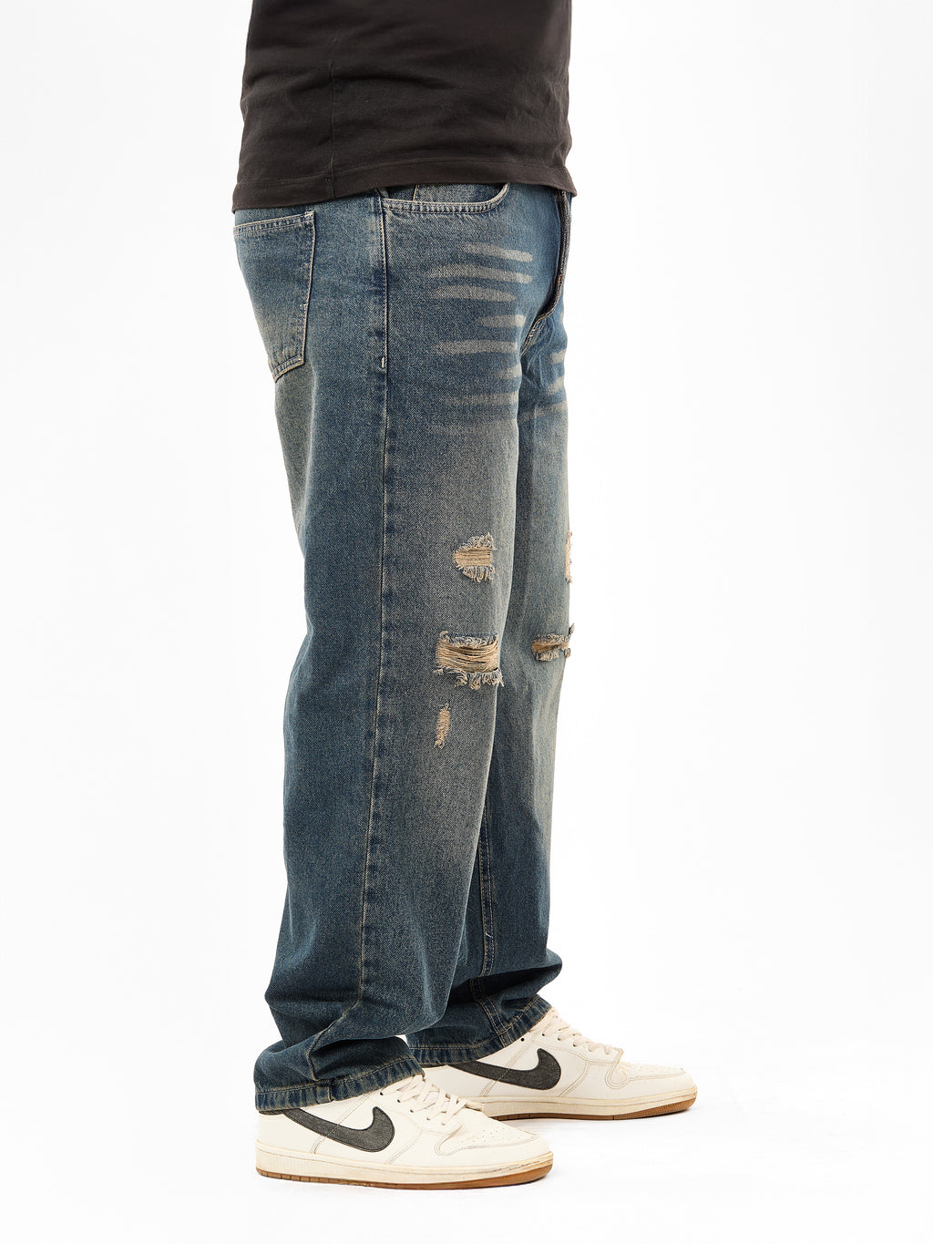 Men’s Wide-Leg Jeans