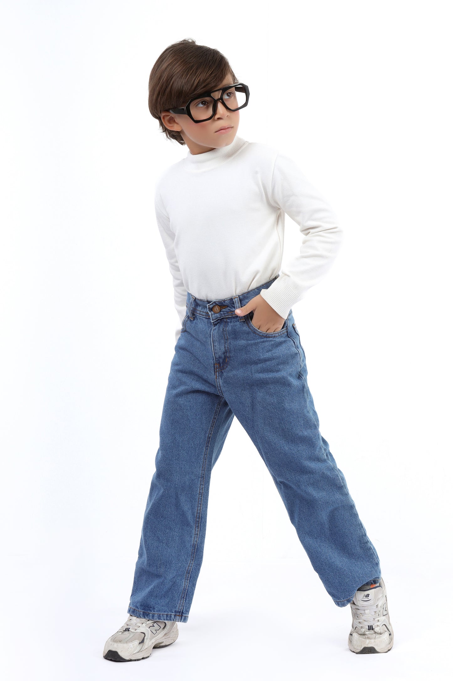 "Boys' regular fit