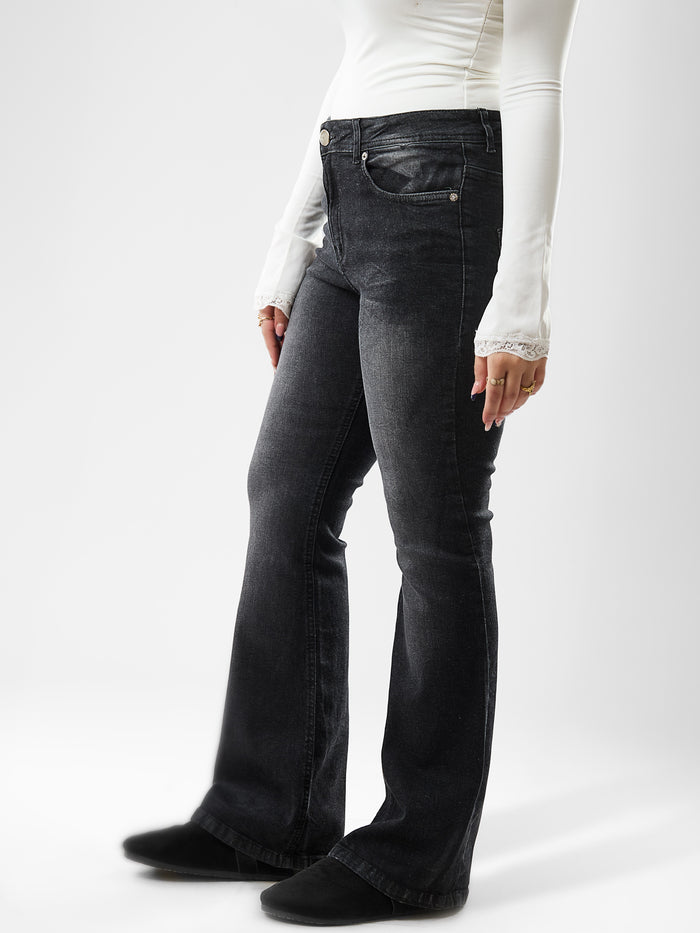 Women’s Flared Jeans