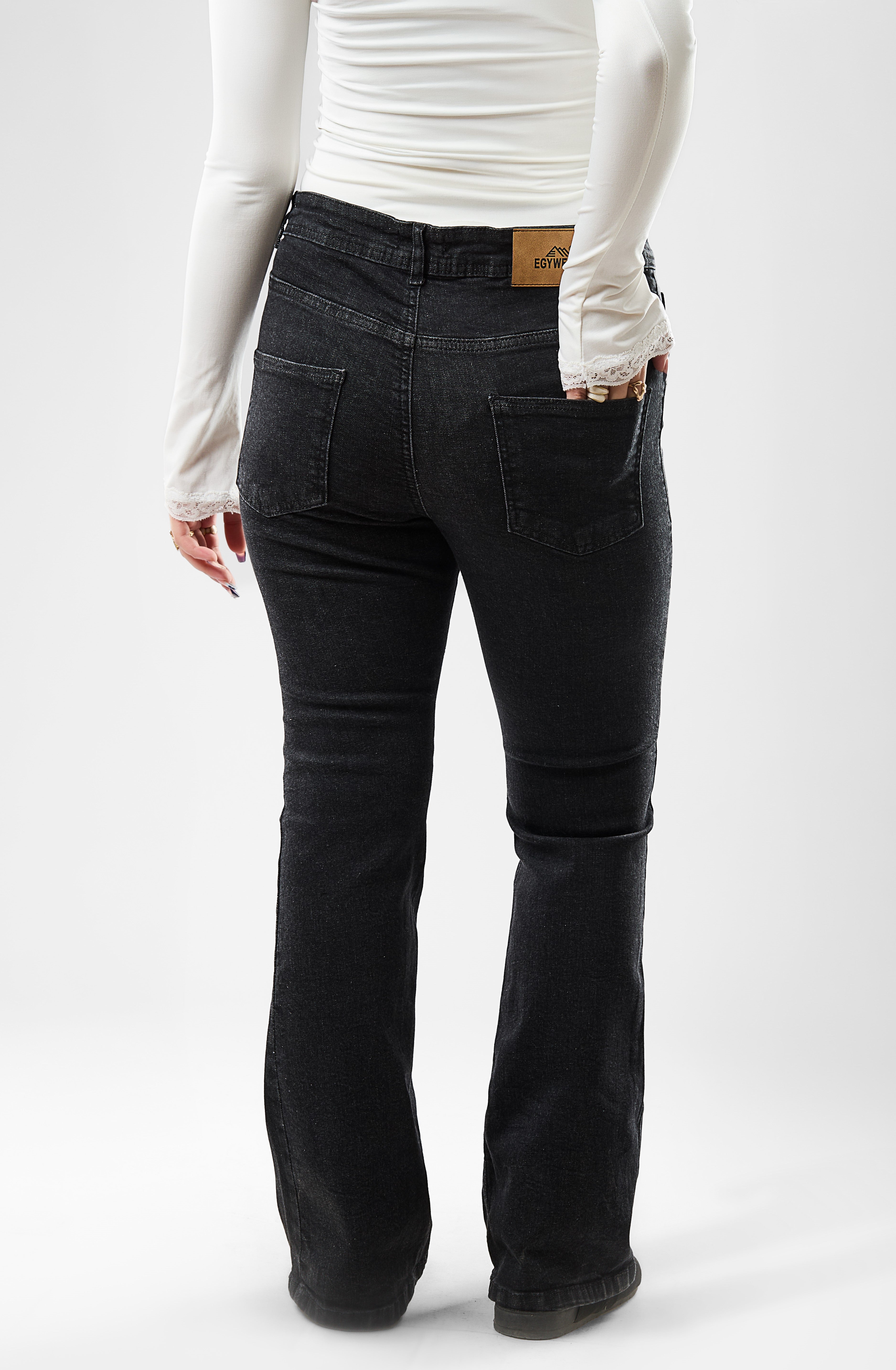 Women’s Flared Jeans