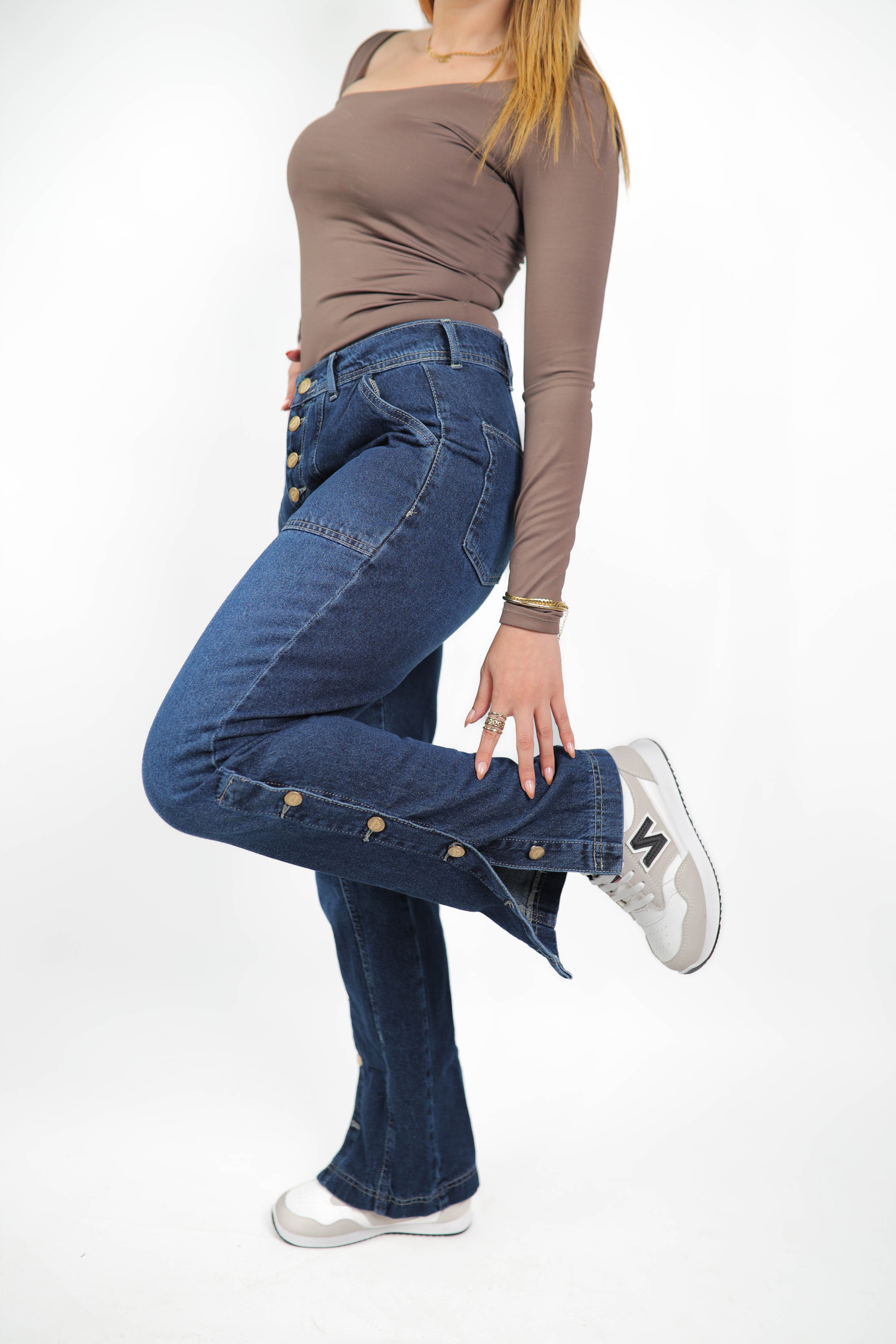 Women’s Straight Jeans