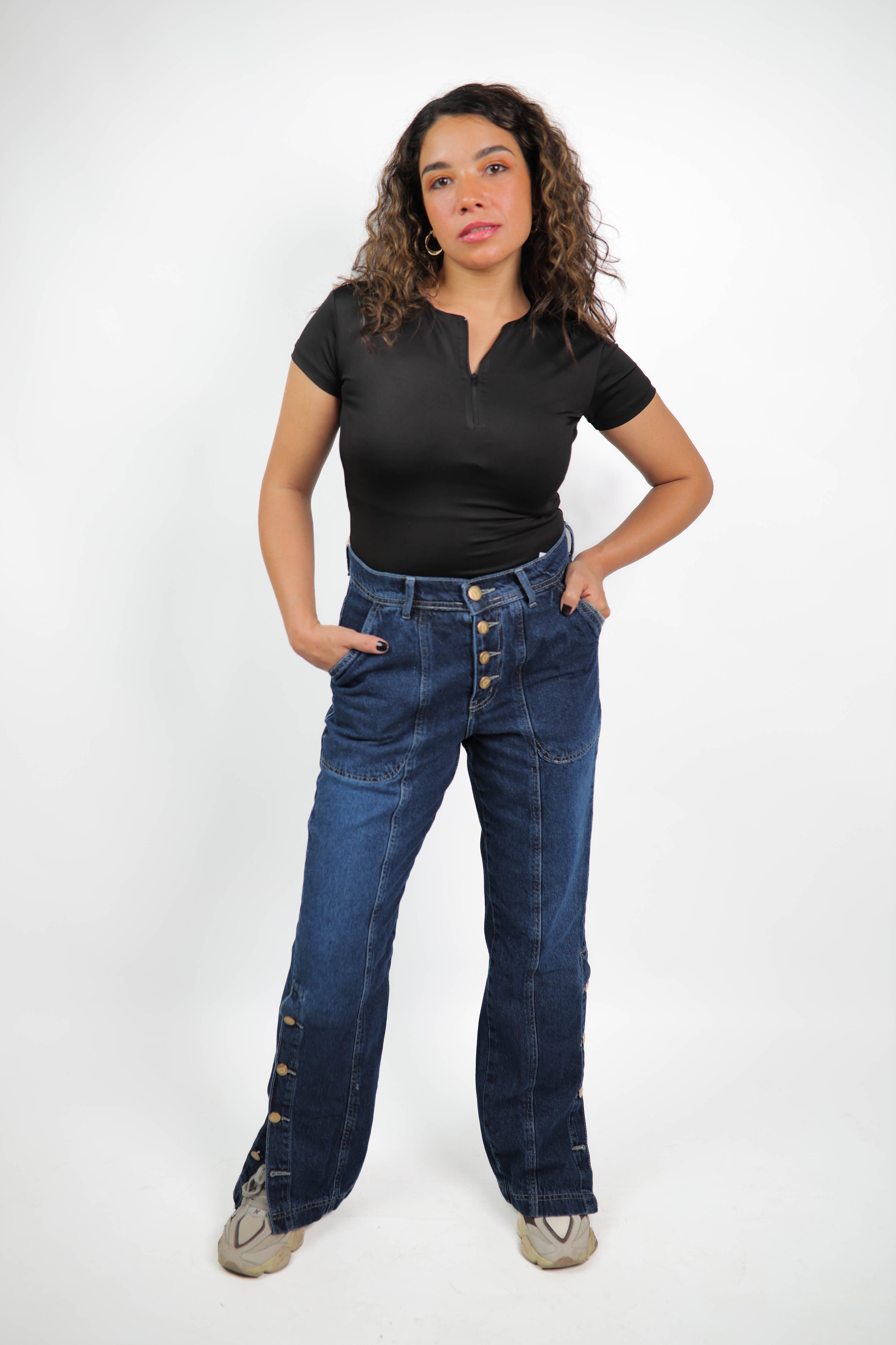 Women’s Straight Jeans