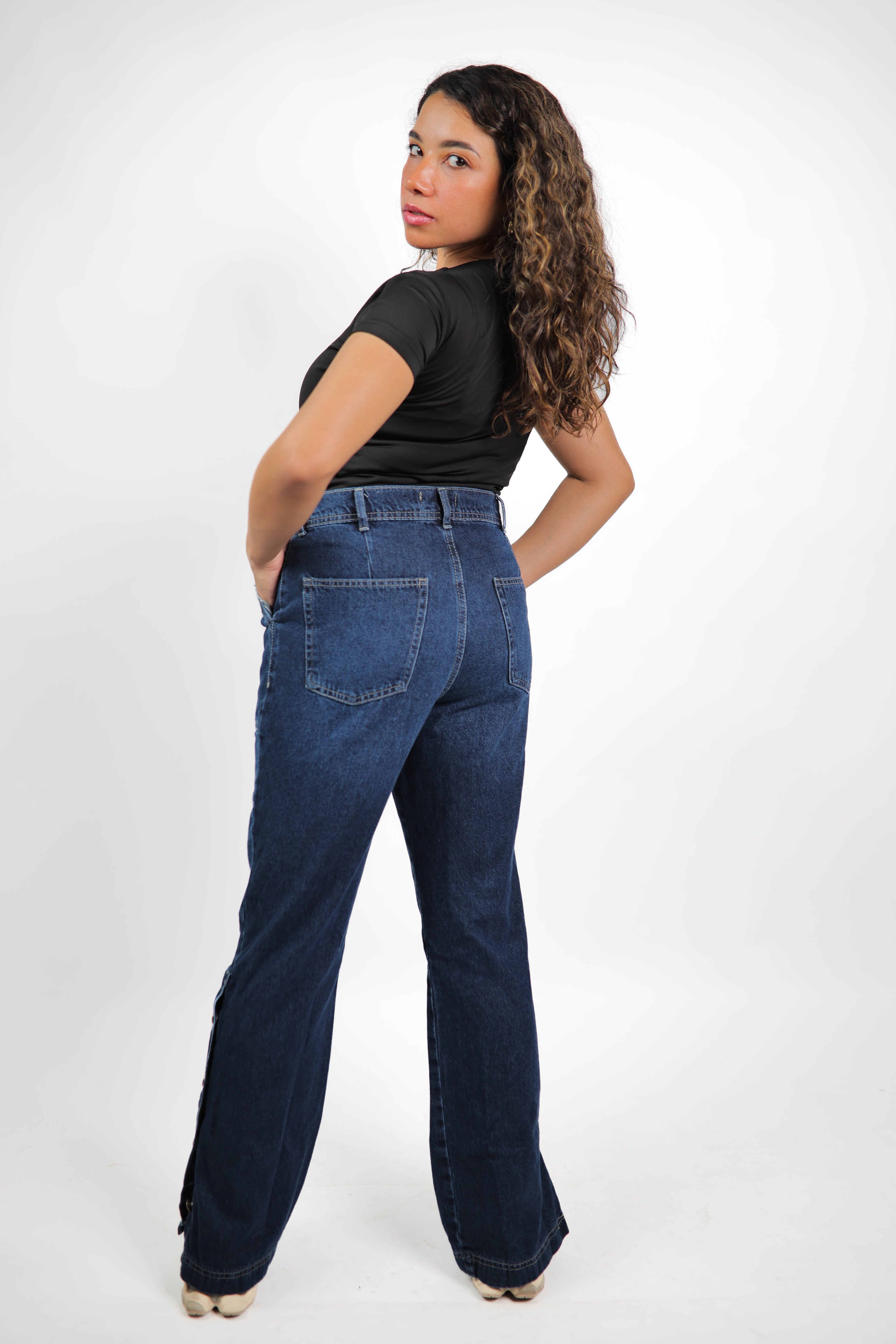 Women’s Straight Jeans