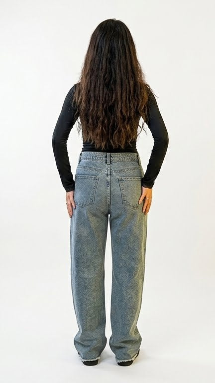 Women's Straight-Leg Jeans
