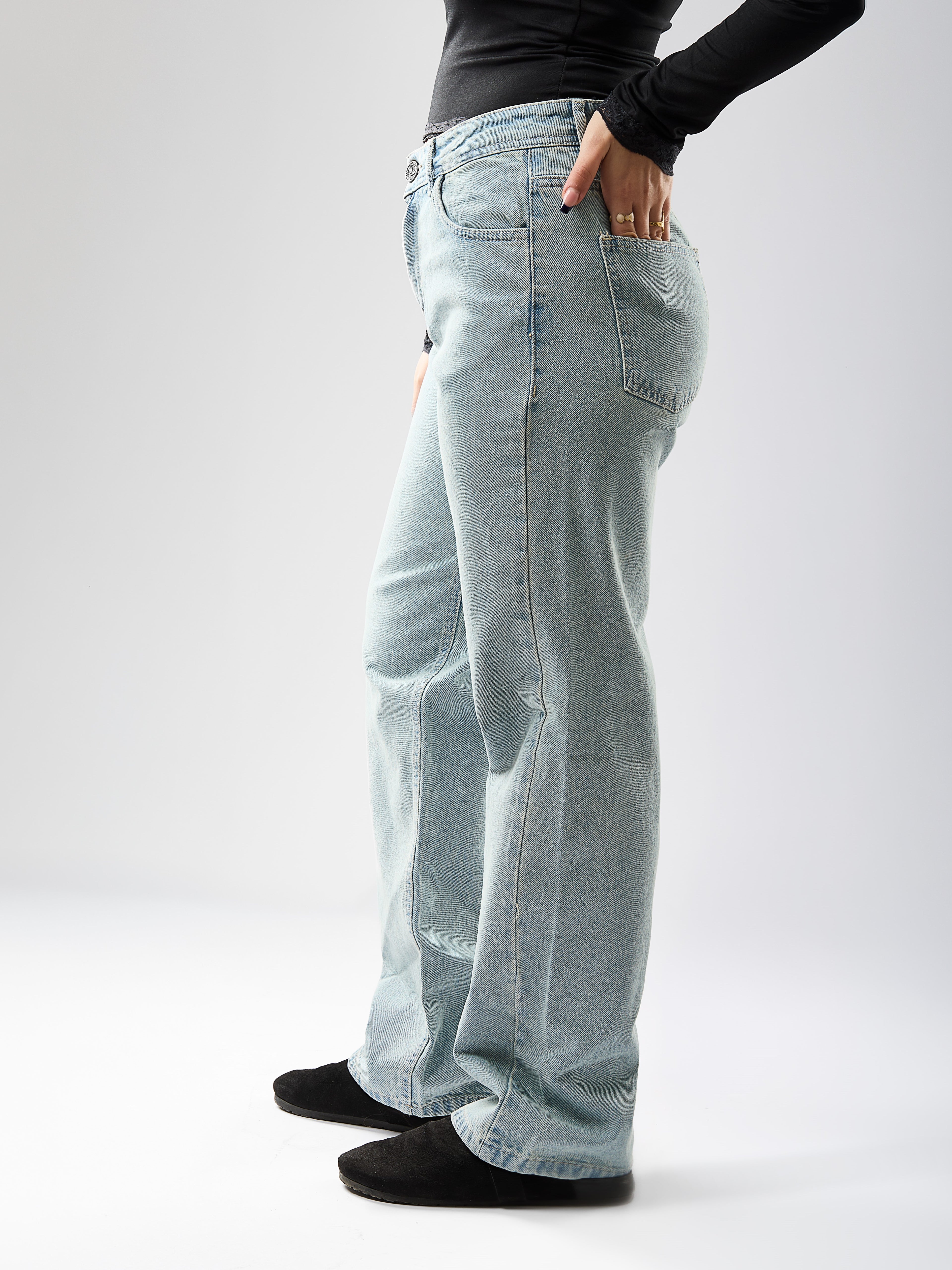 Women’s Straight Jeans