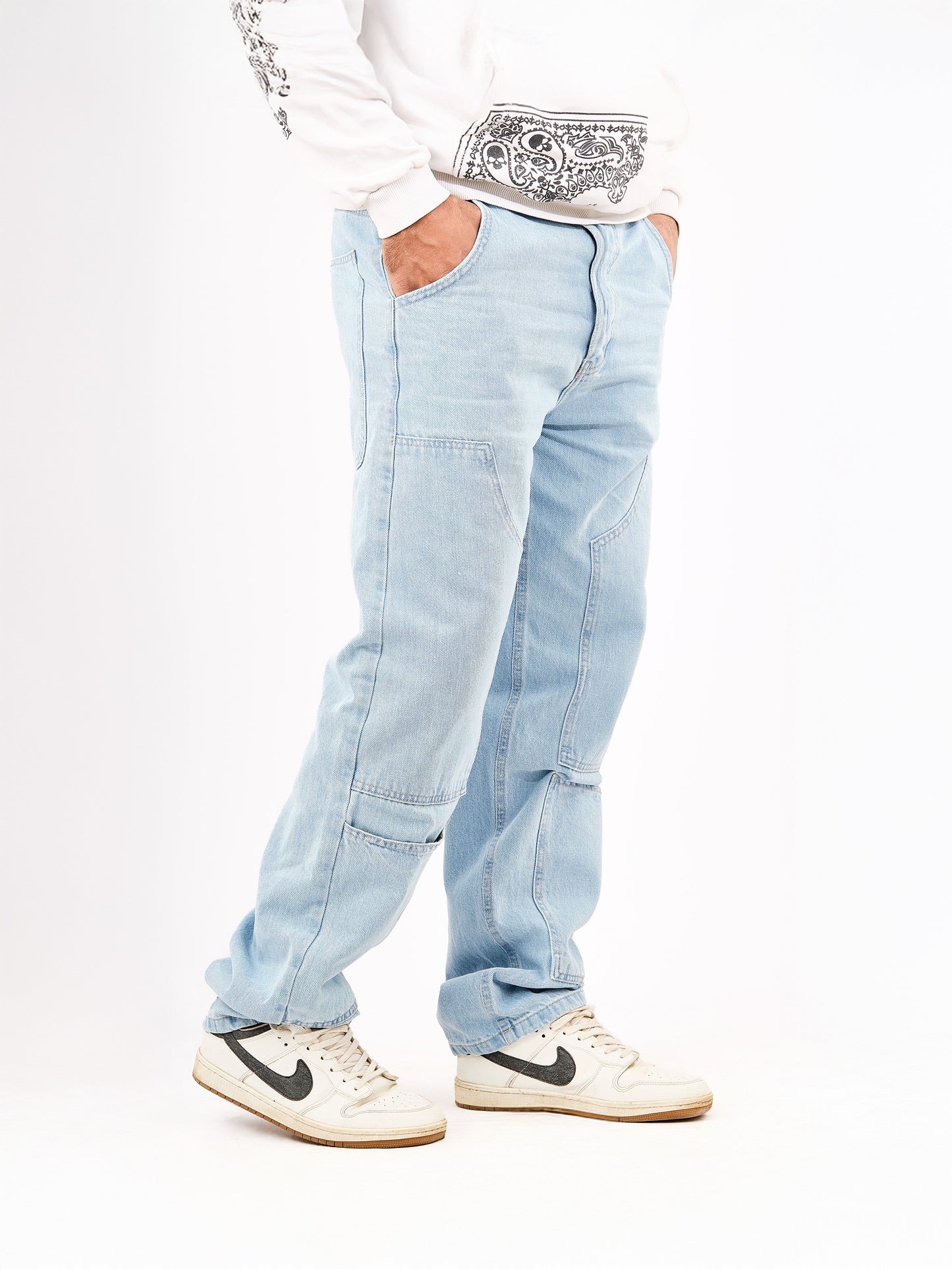Men’s Wide-Leg Cargo Jeans