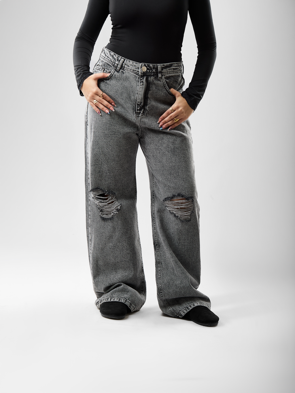 Women’s Wide-Leg Jeans