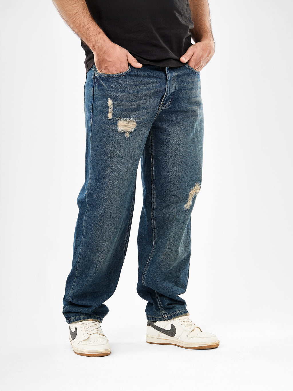 Men’s Wide-Leg Jeans