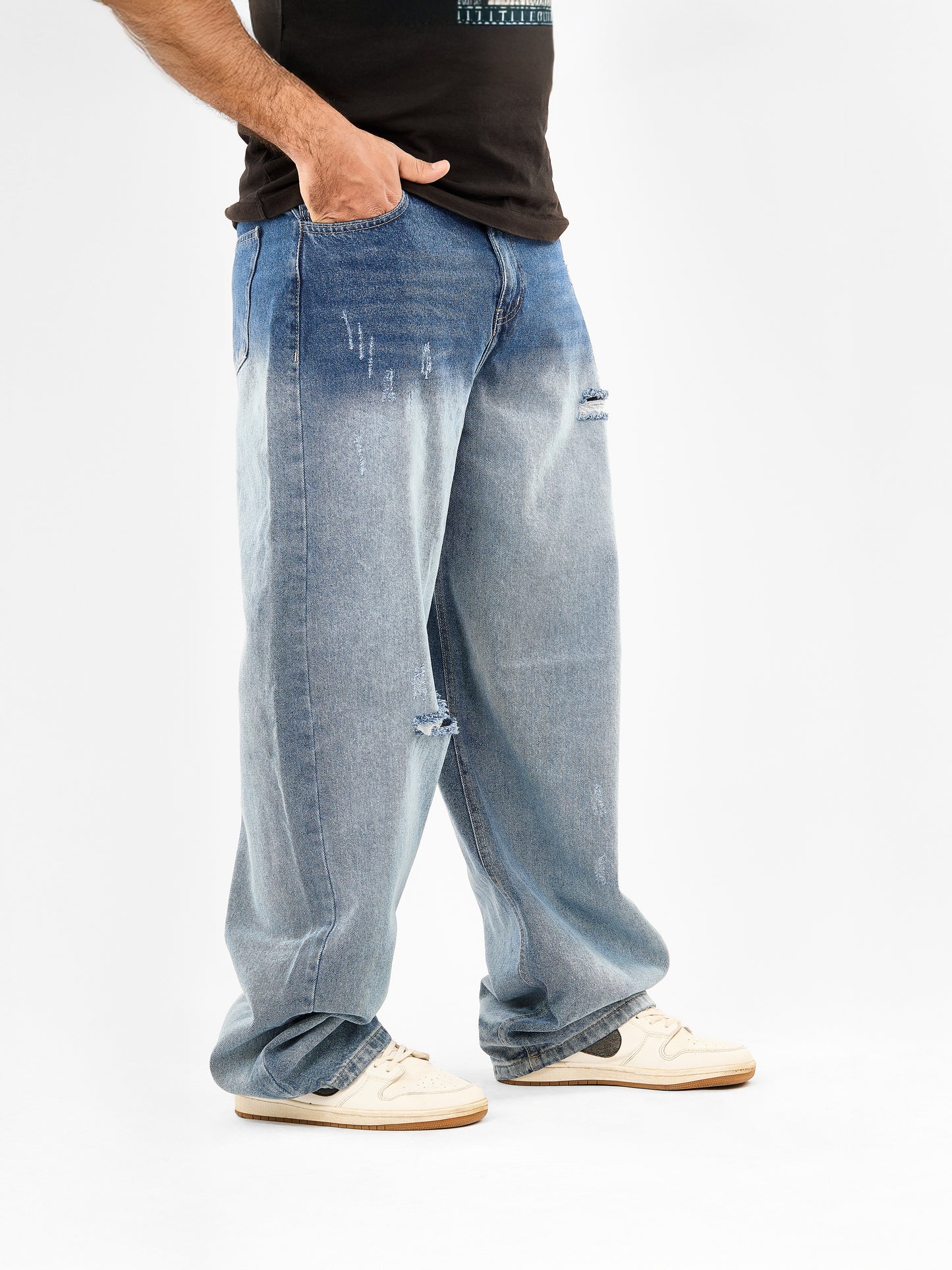Men’s Wide-Leg Jeans