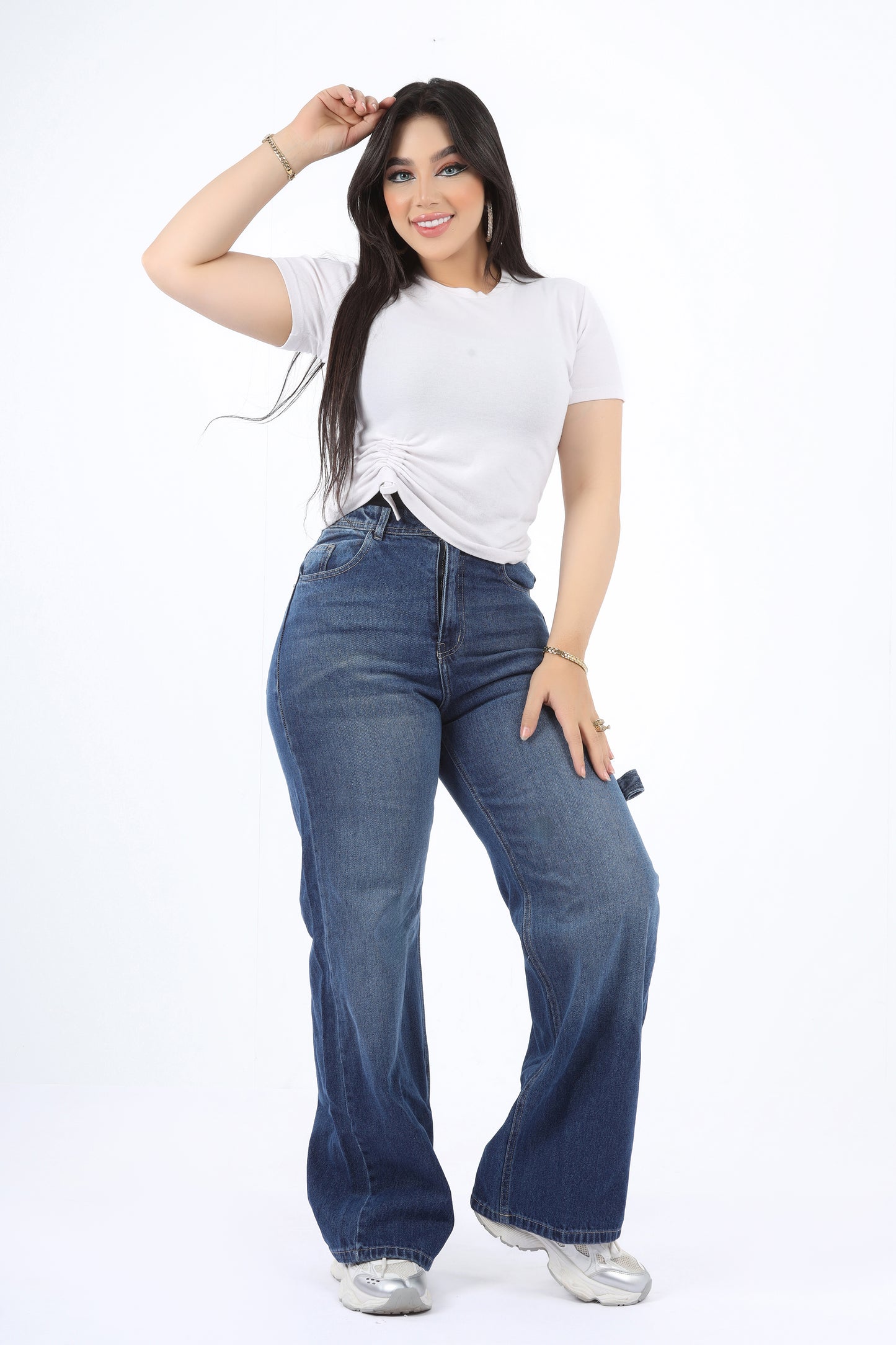 Women’s Wide-Leg Jeans