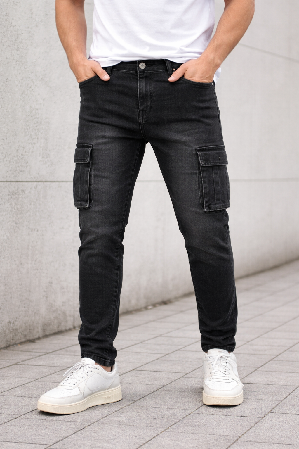 Men’s Cargo Jeans
