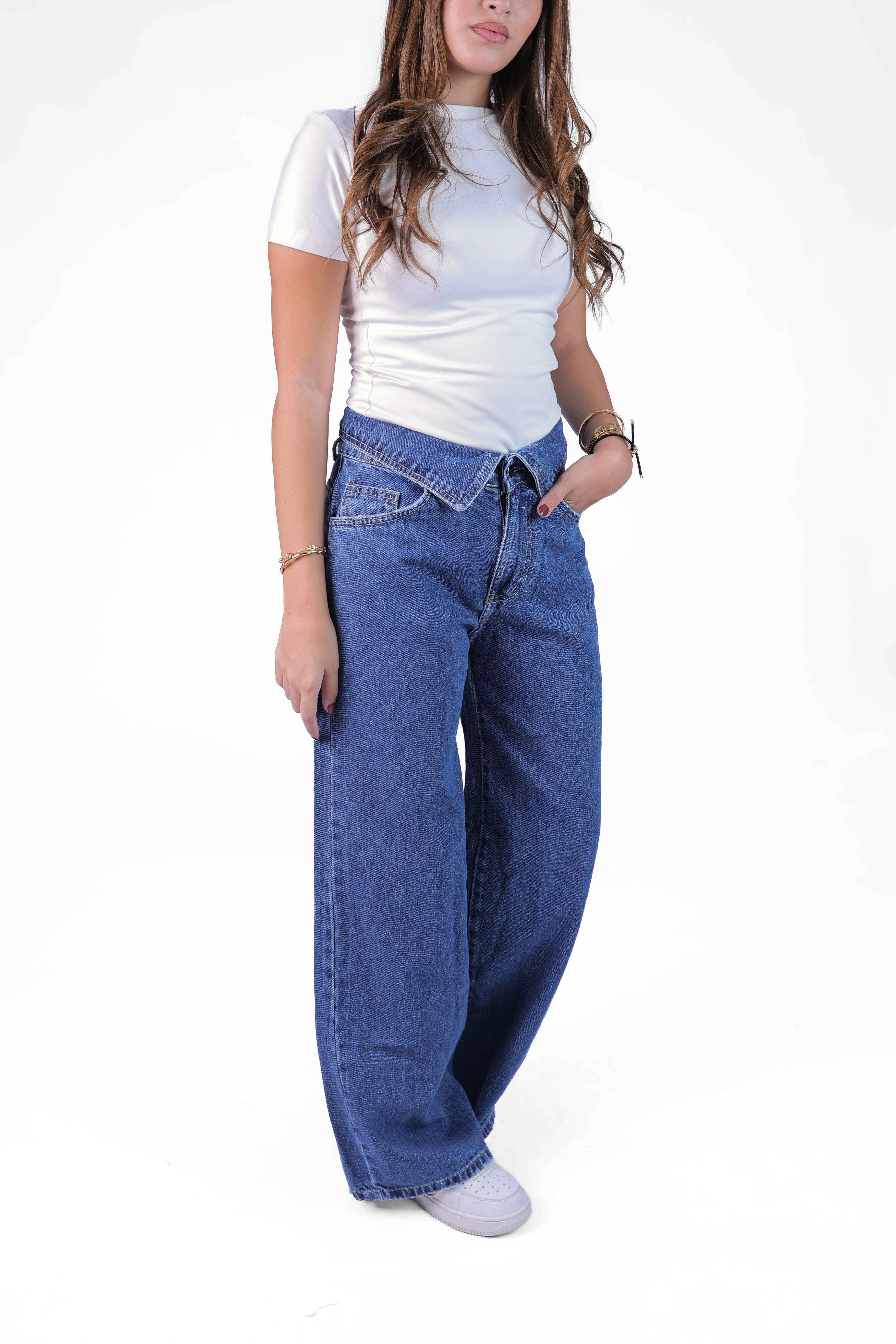 Women's Wide-Leg Jeans
