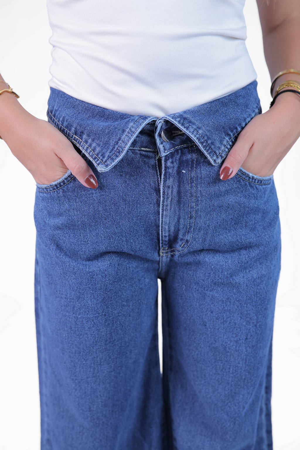Women's Wide-Leg Jeans