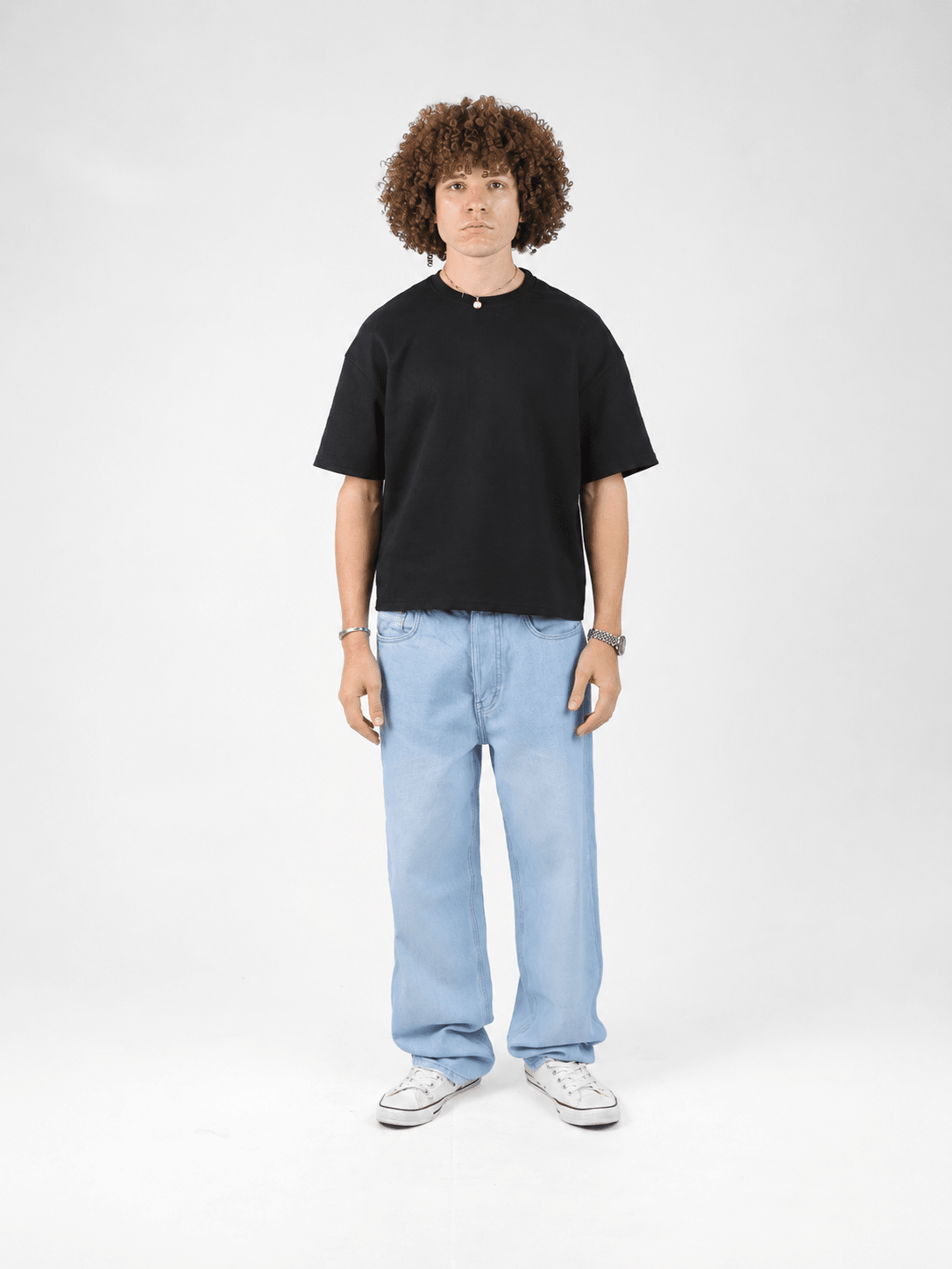 Men’s Wide-Leg Jeans