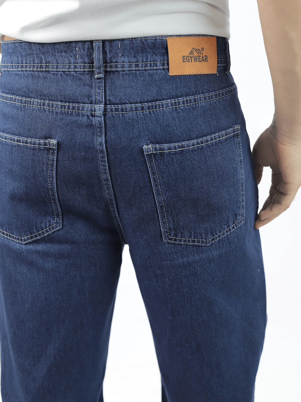 Men’s Wide-Leg Jeans