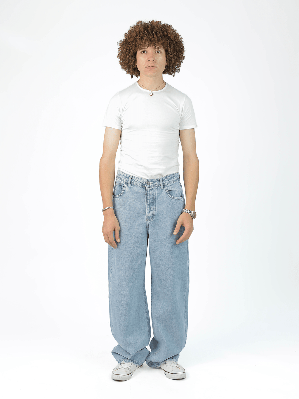 Men’s Wide-Leg Jeans