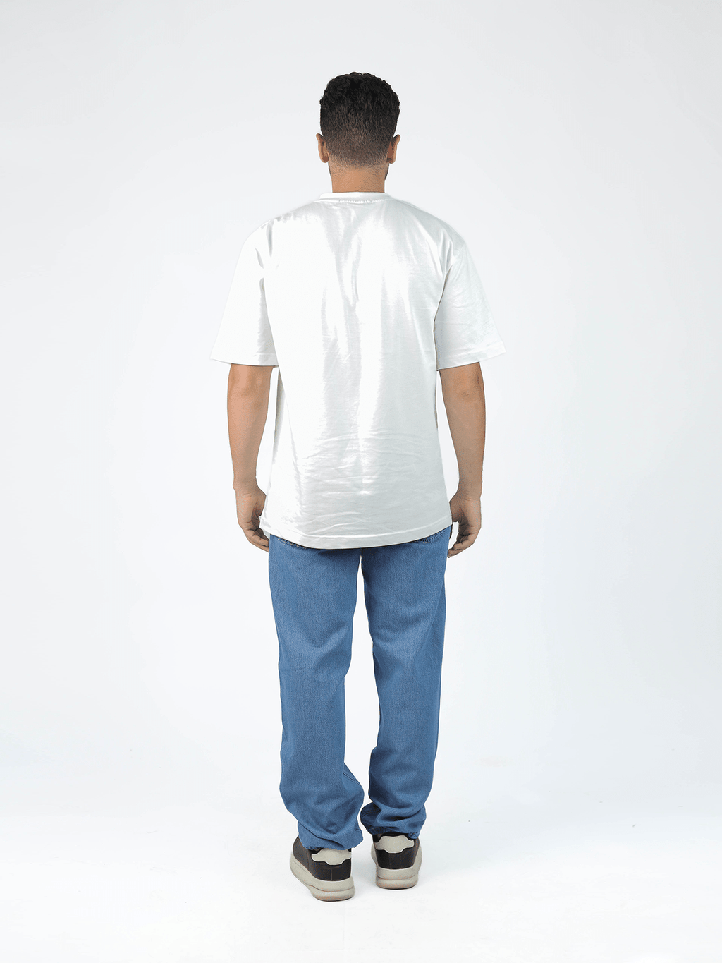 Men’s Wide-Leg Jeans