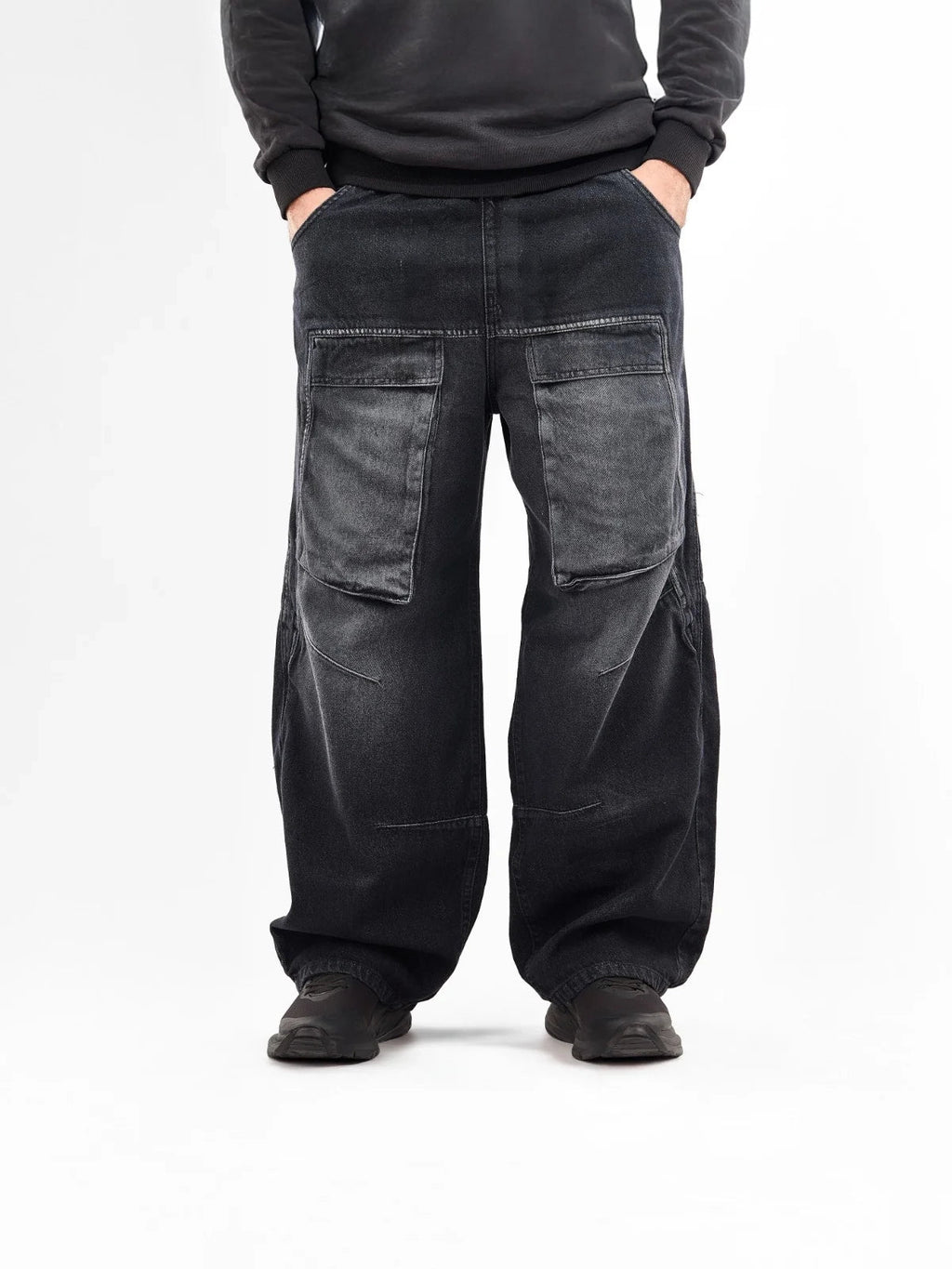 Men’s Wide-Leg Jeans