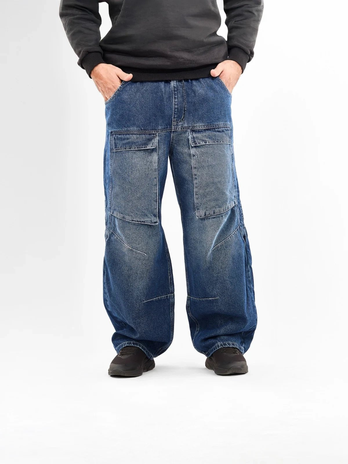 Men’s Wide-Leg Jeans