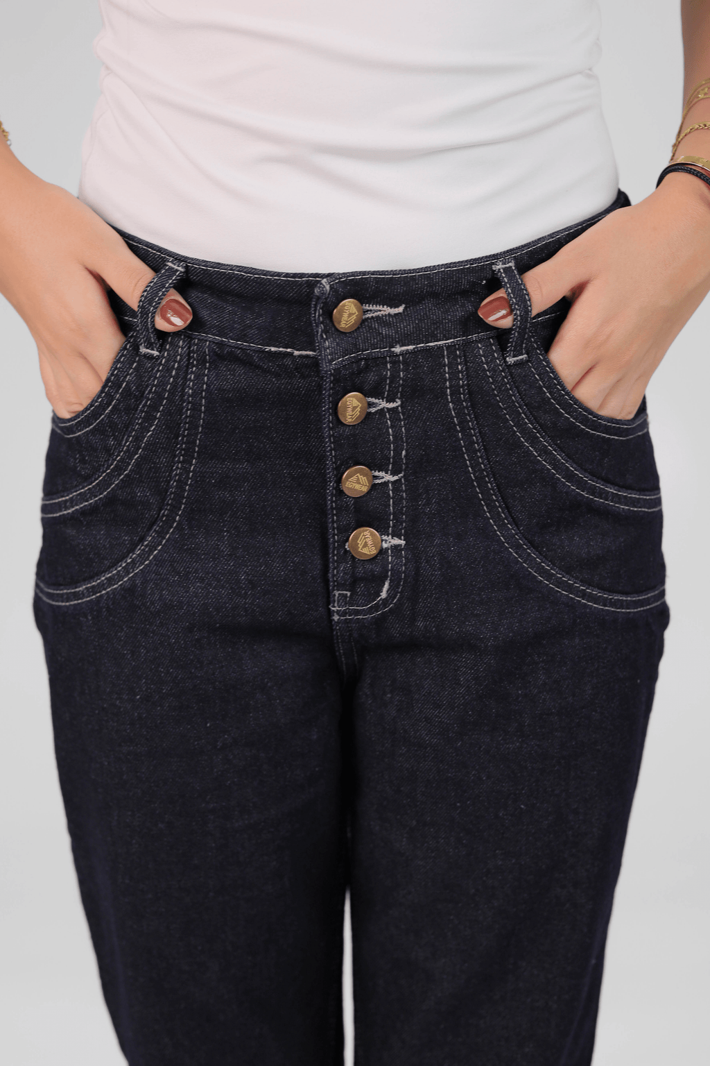 Women’s Straight Leg Jeans