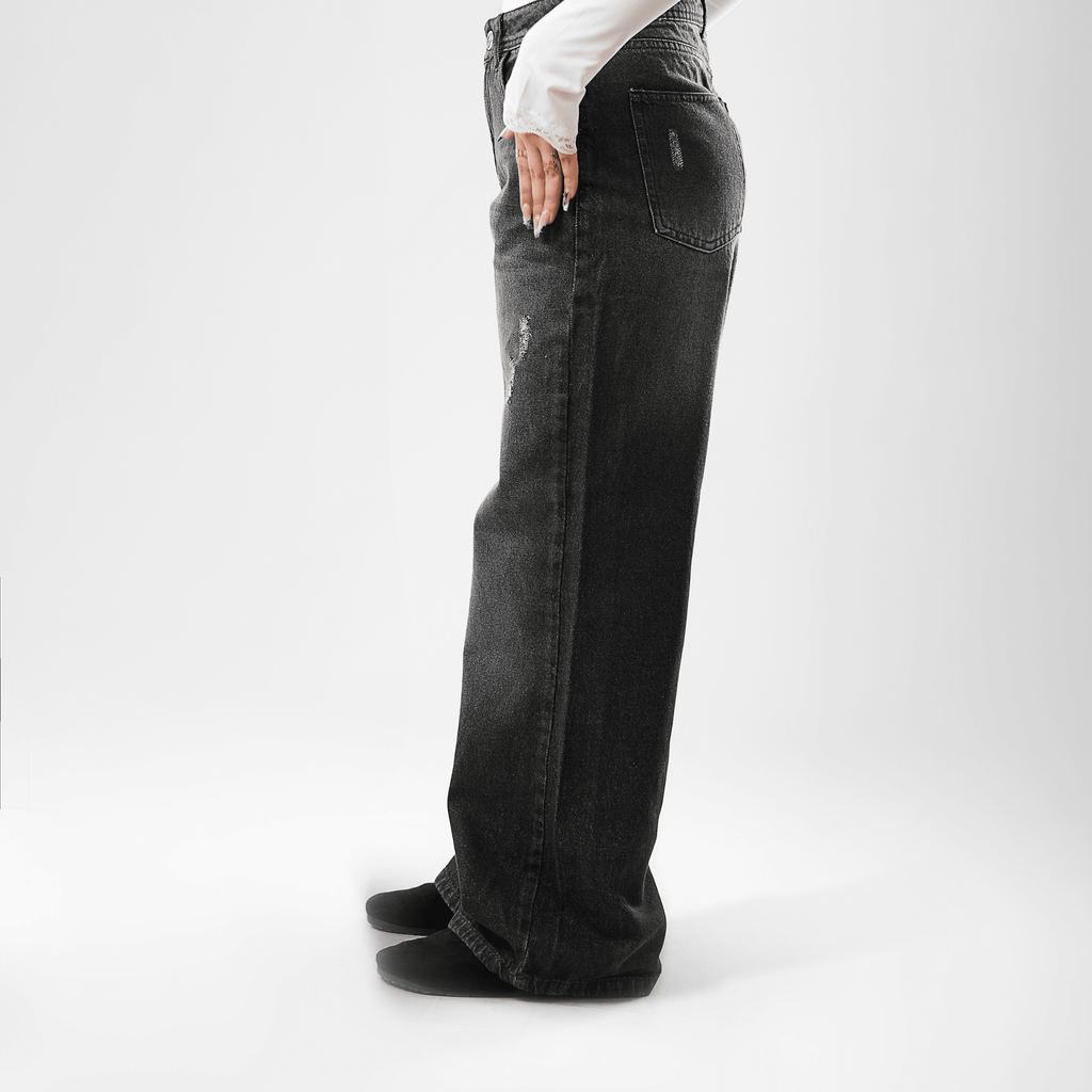 Women’s Wide-Leg Jeans