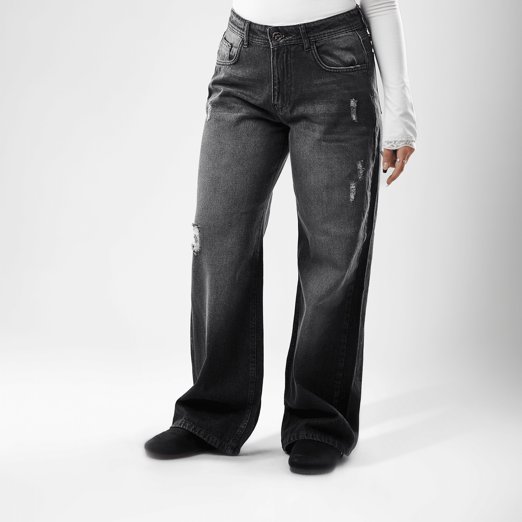 Women’s Wide-Leg Jeans