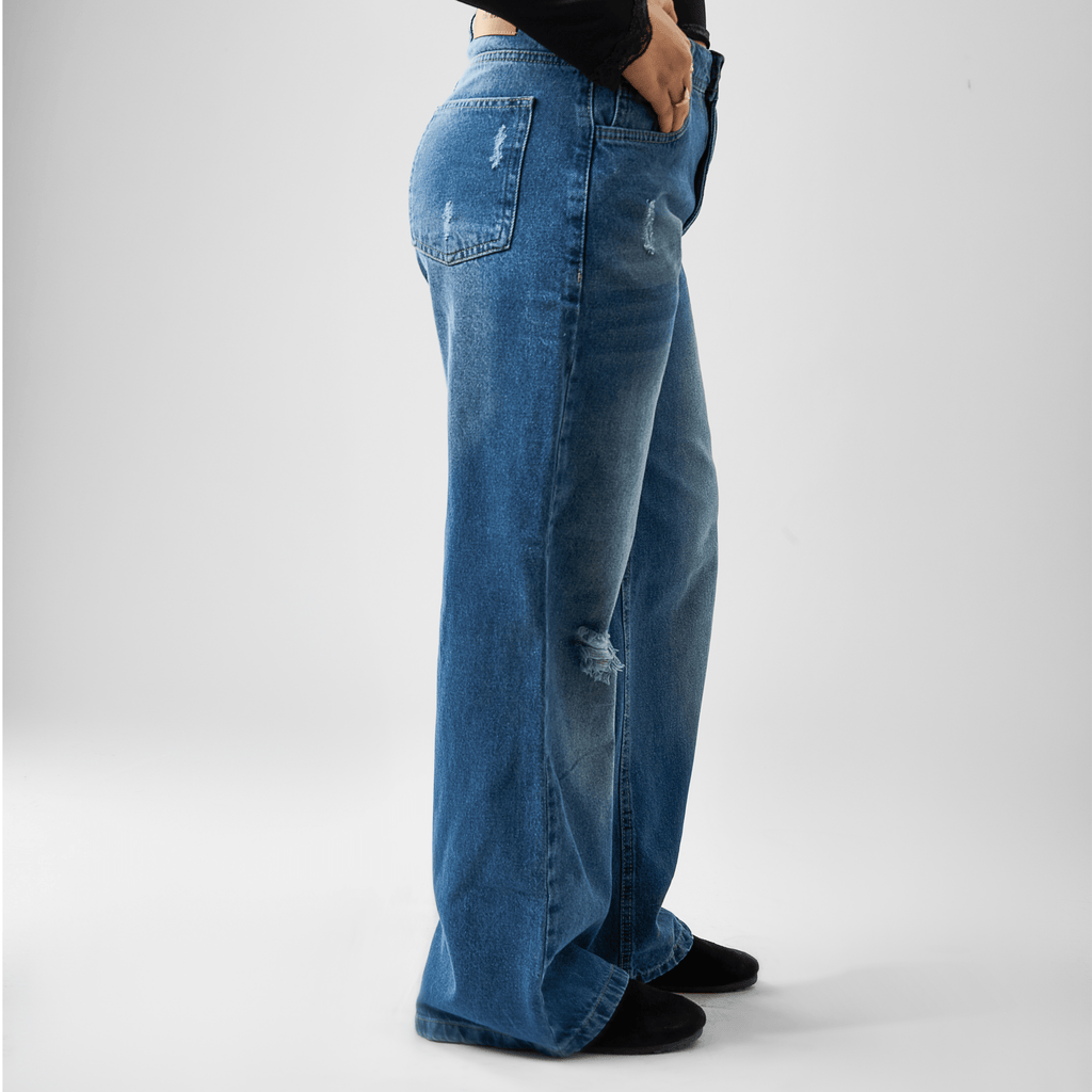 Women’s Wide-Leg Jeans
